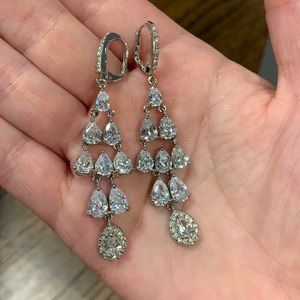 Beautiful chandelier earrings!